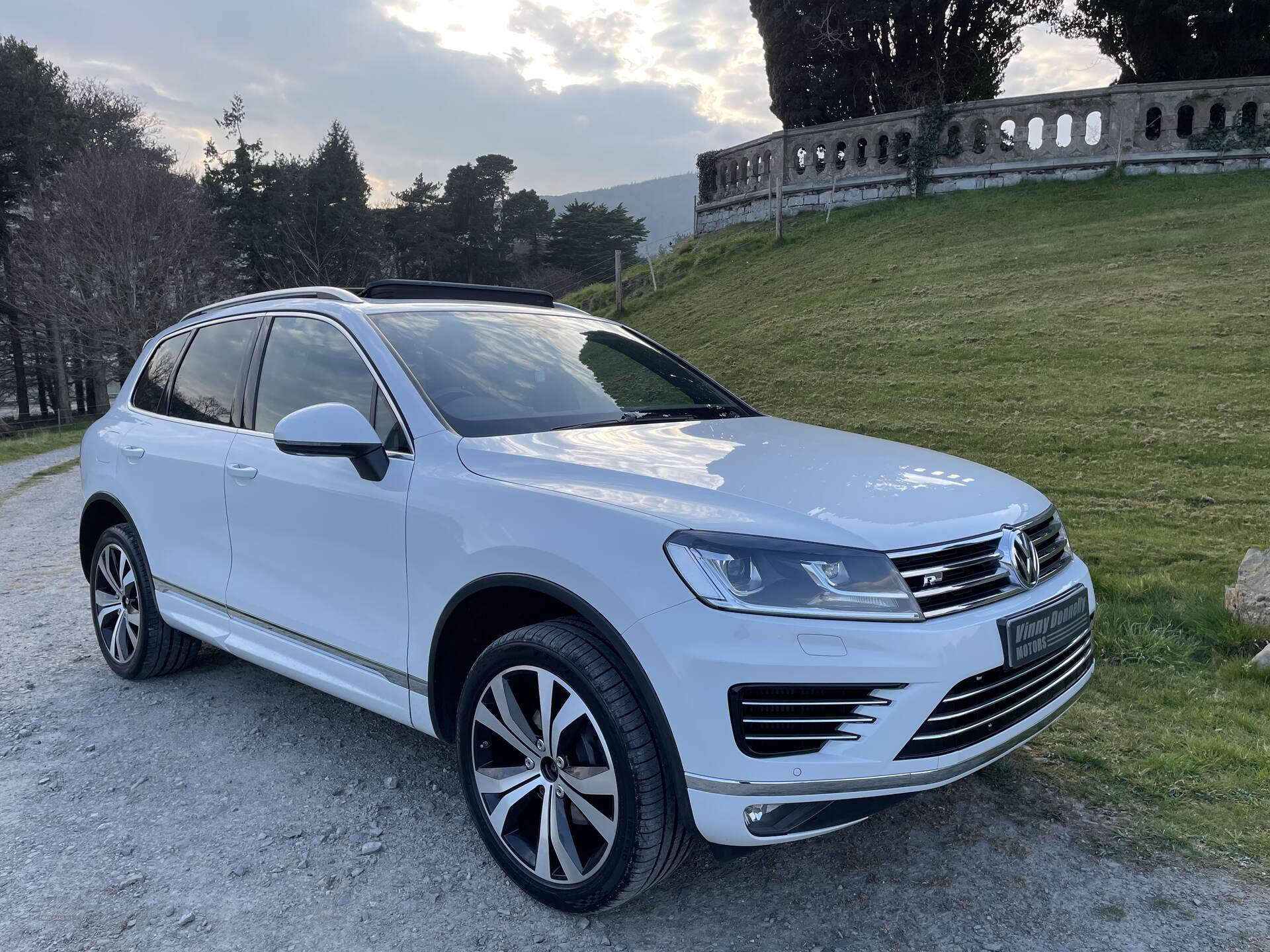 Volkswagen Touareg DIESEL ESTATE in Down