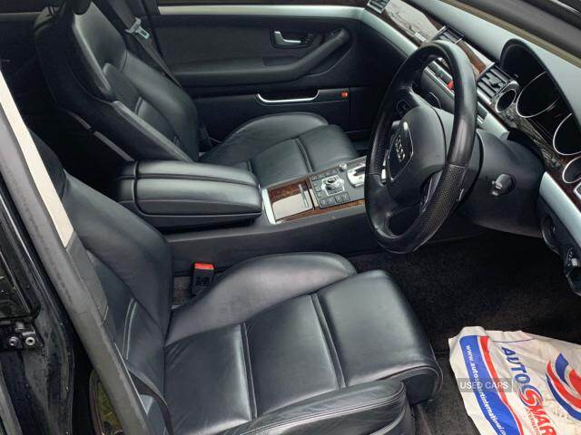 Jan 2010 Audi A8 3.0 TDI Quattro Sport 4dr Tip Auto
