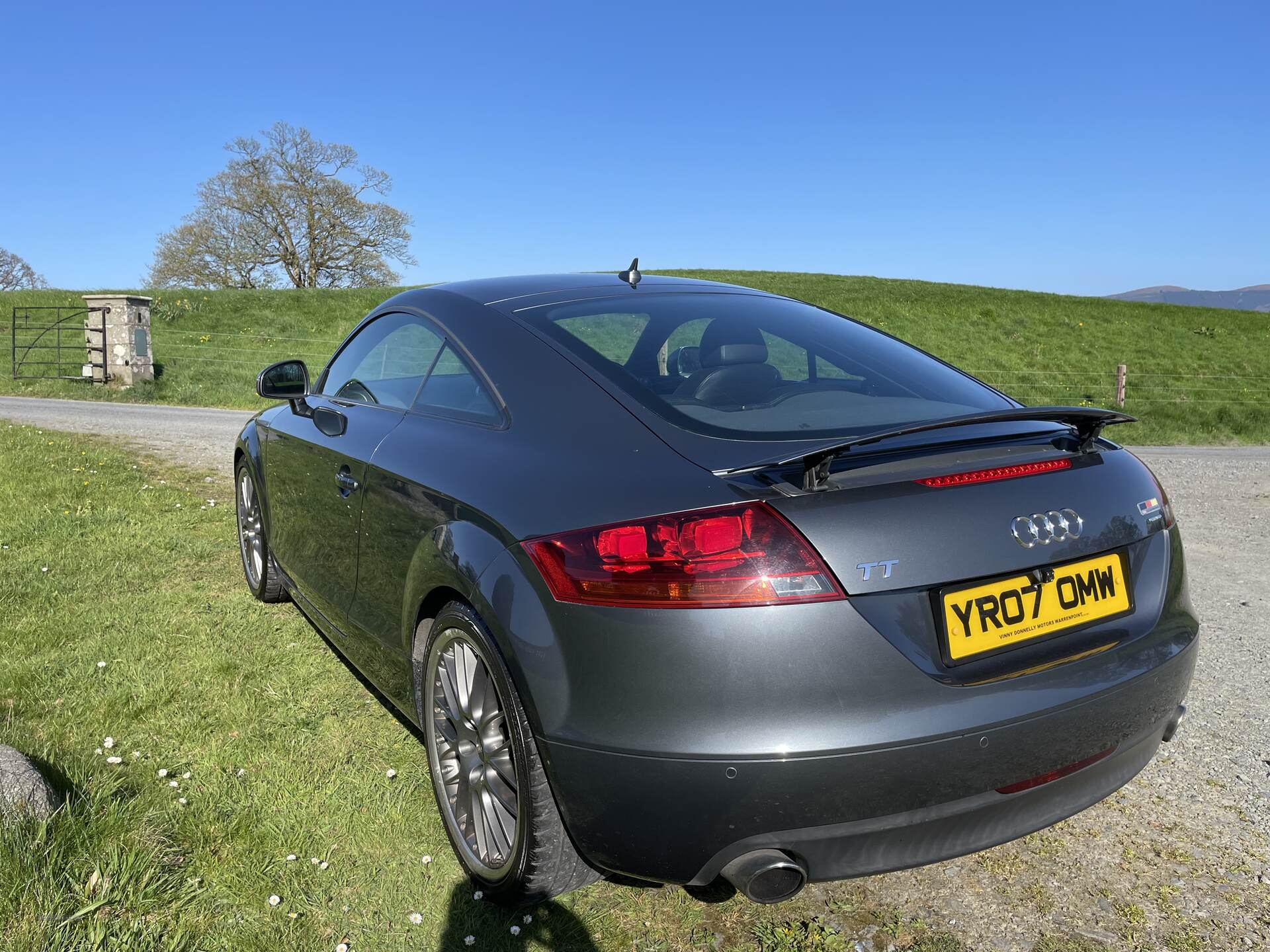 Audi TT COUPE in Down