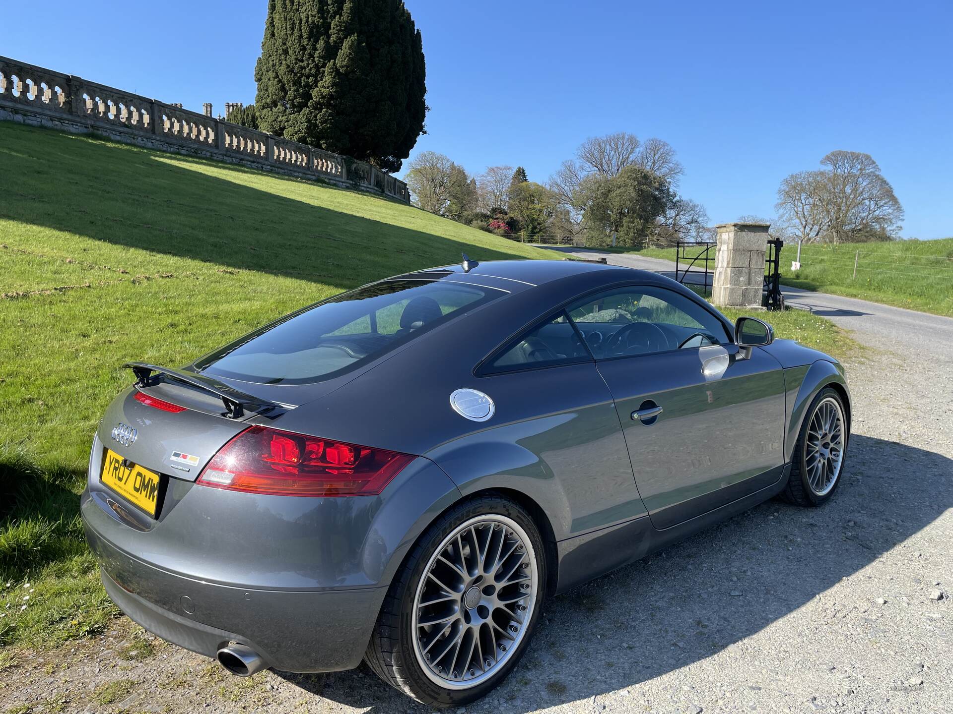 Audi TT COUPE in Down