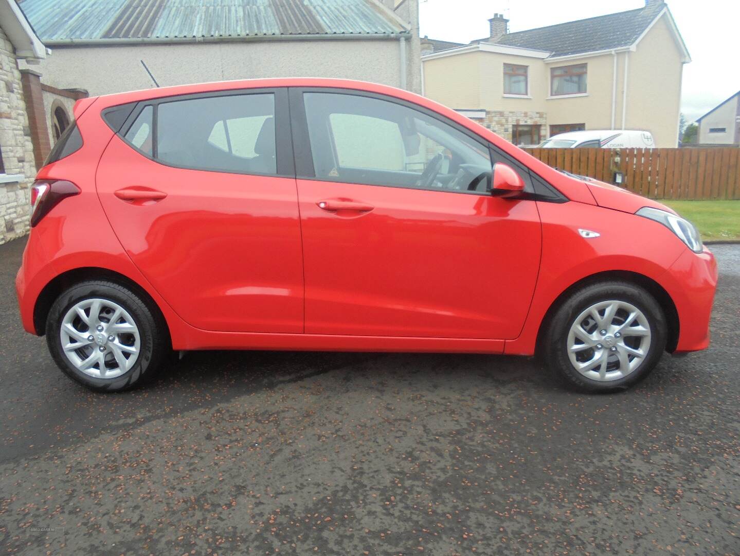 Hyundai i10 HATCHBACK in Antrim