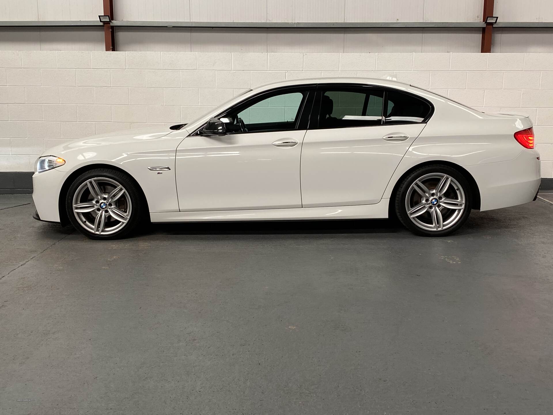 BMW 5 Series DIESEL SALOON in Antrim