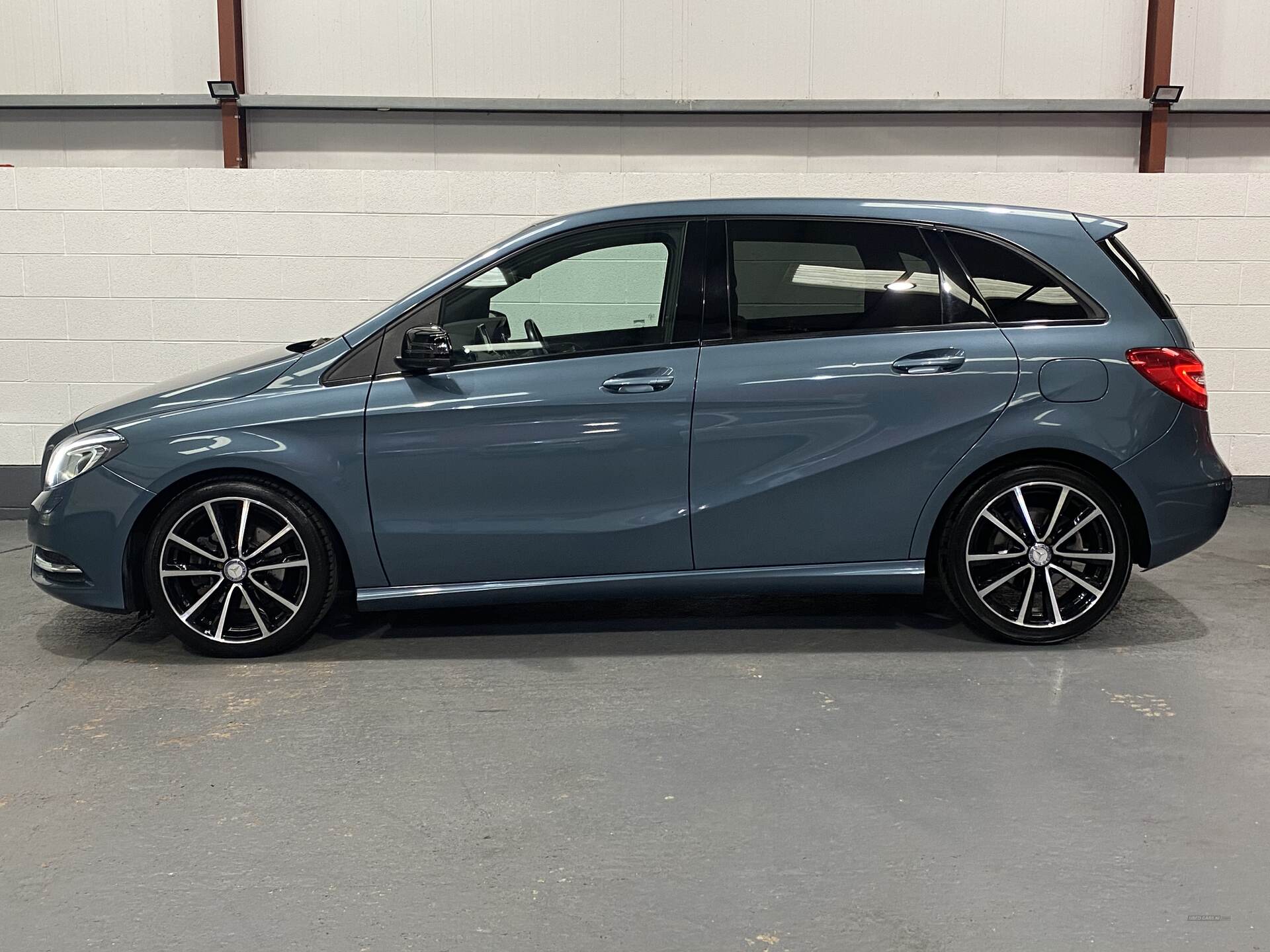 Mercedes B-Class DIESEL HATCHBACK in Antrim