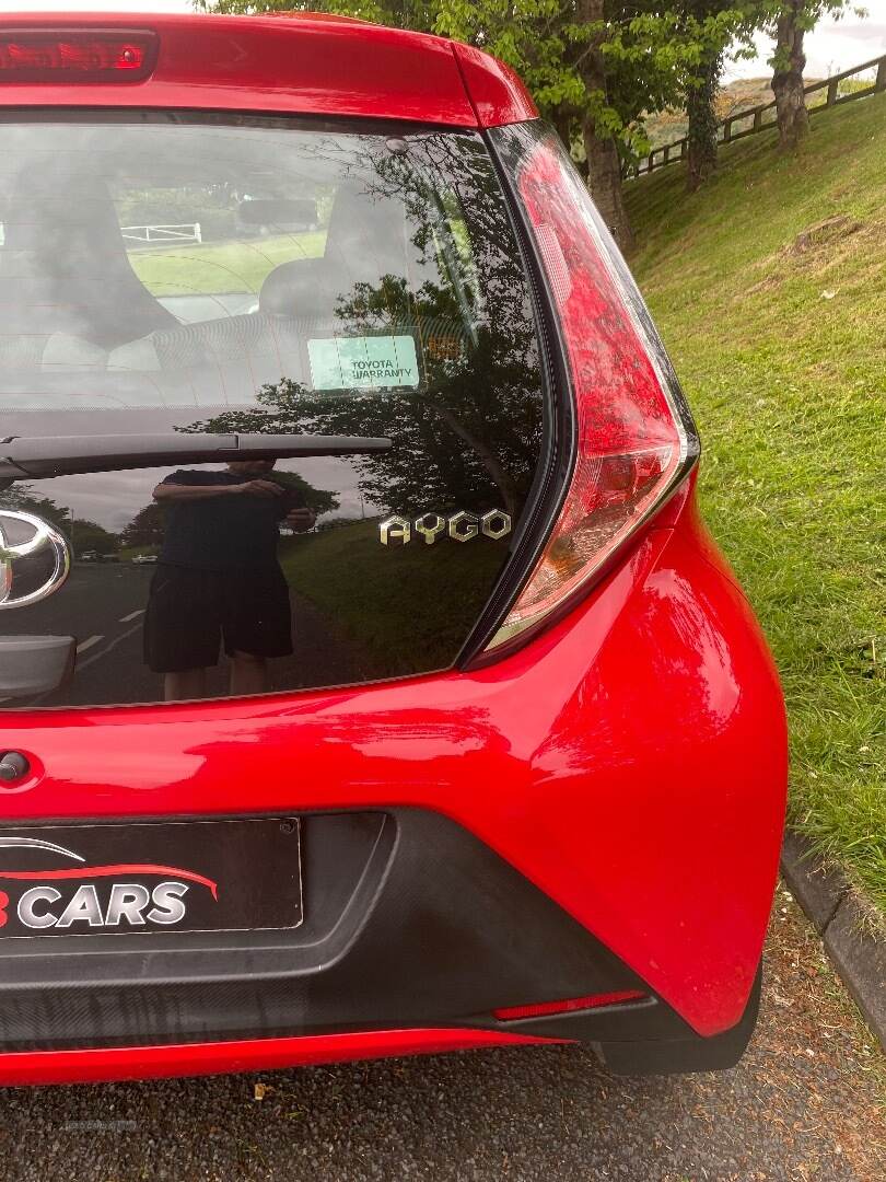 Toyota Aygo HATCHBACK in Down