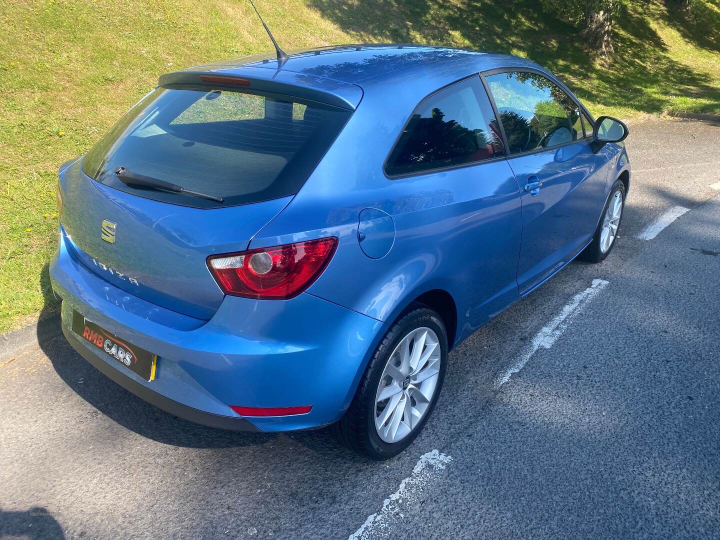 Seat Ibiza SPORT COUPE SPECIAL EDITION in Down