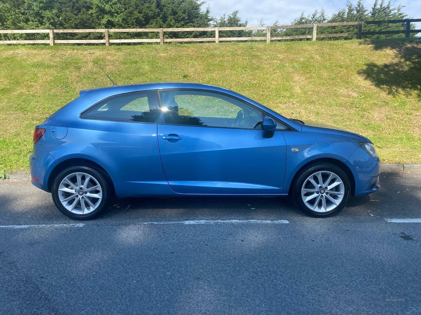 Seat Ibiza SPORT COUPE SPECIAL EDITION in Down