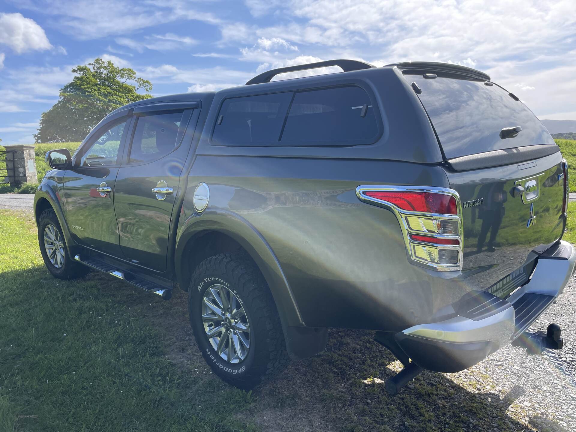 Mitsubishi L200 DIESEL in Down