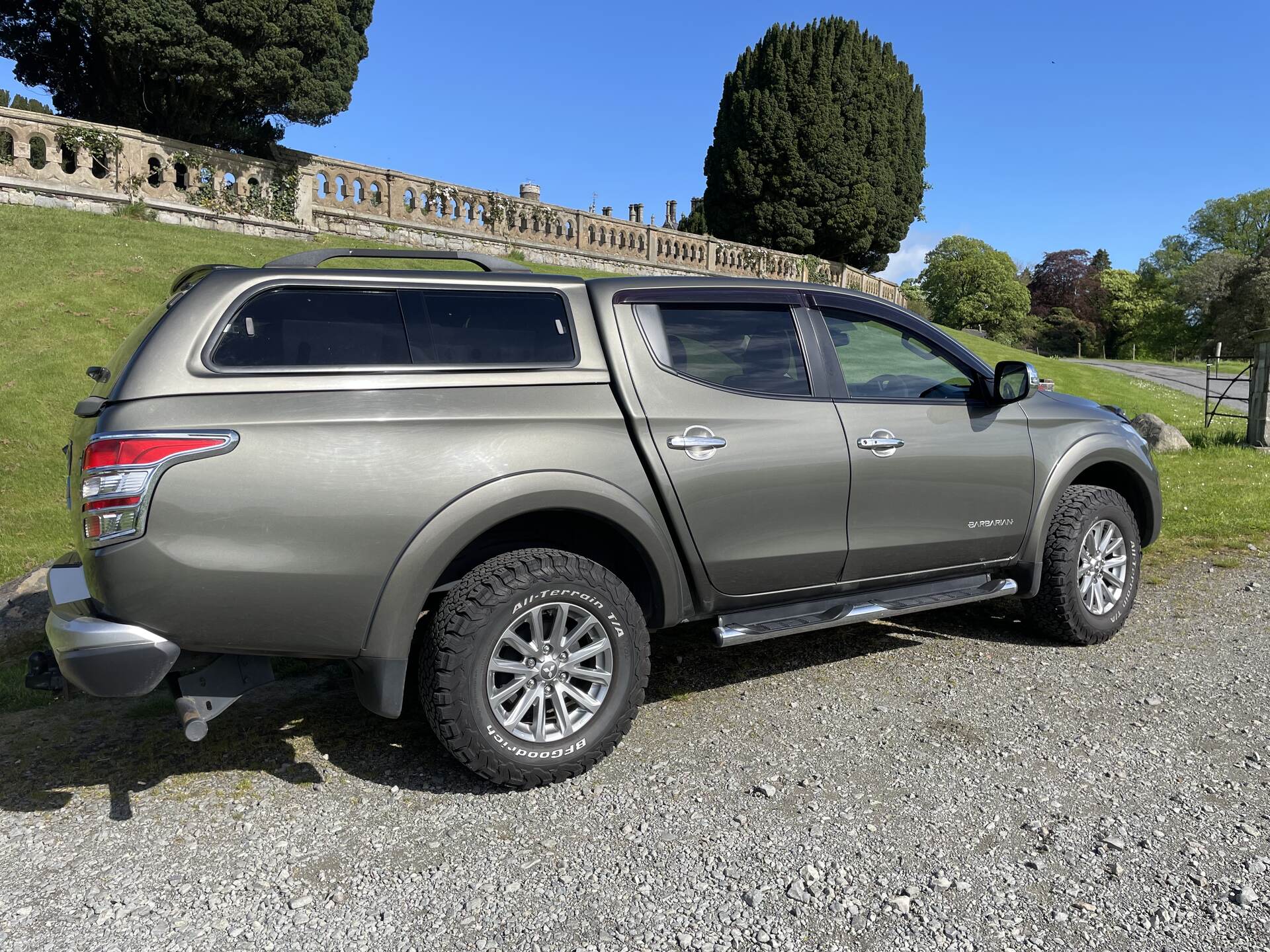 Mitsubishi L200 DIESEL in Down