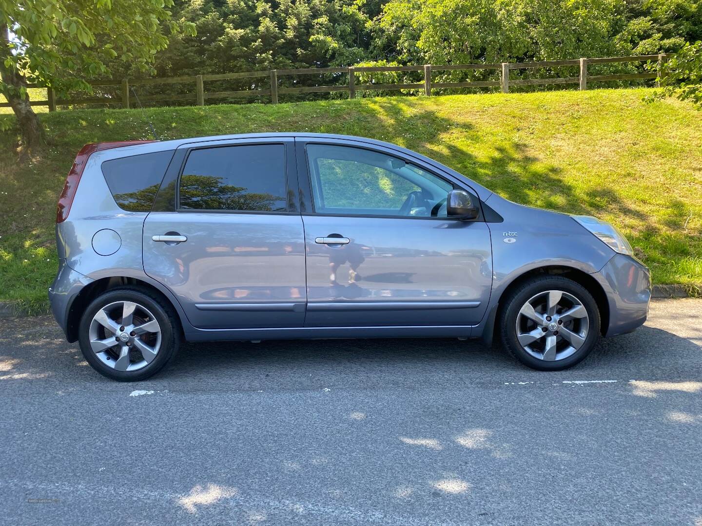 Nissan Note HATCHBACK SPECIAL EDITIONS in Down