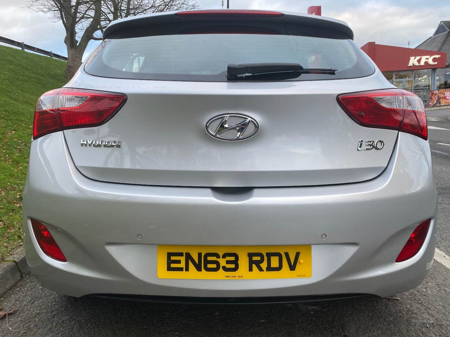 Hyundai i30 HATCHBACK in Down