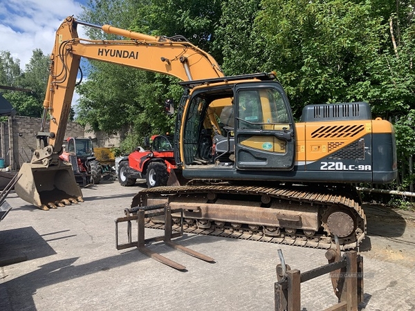 Hyundai Excavator Robex 220 in Antrim