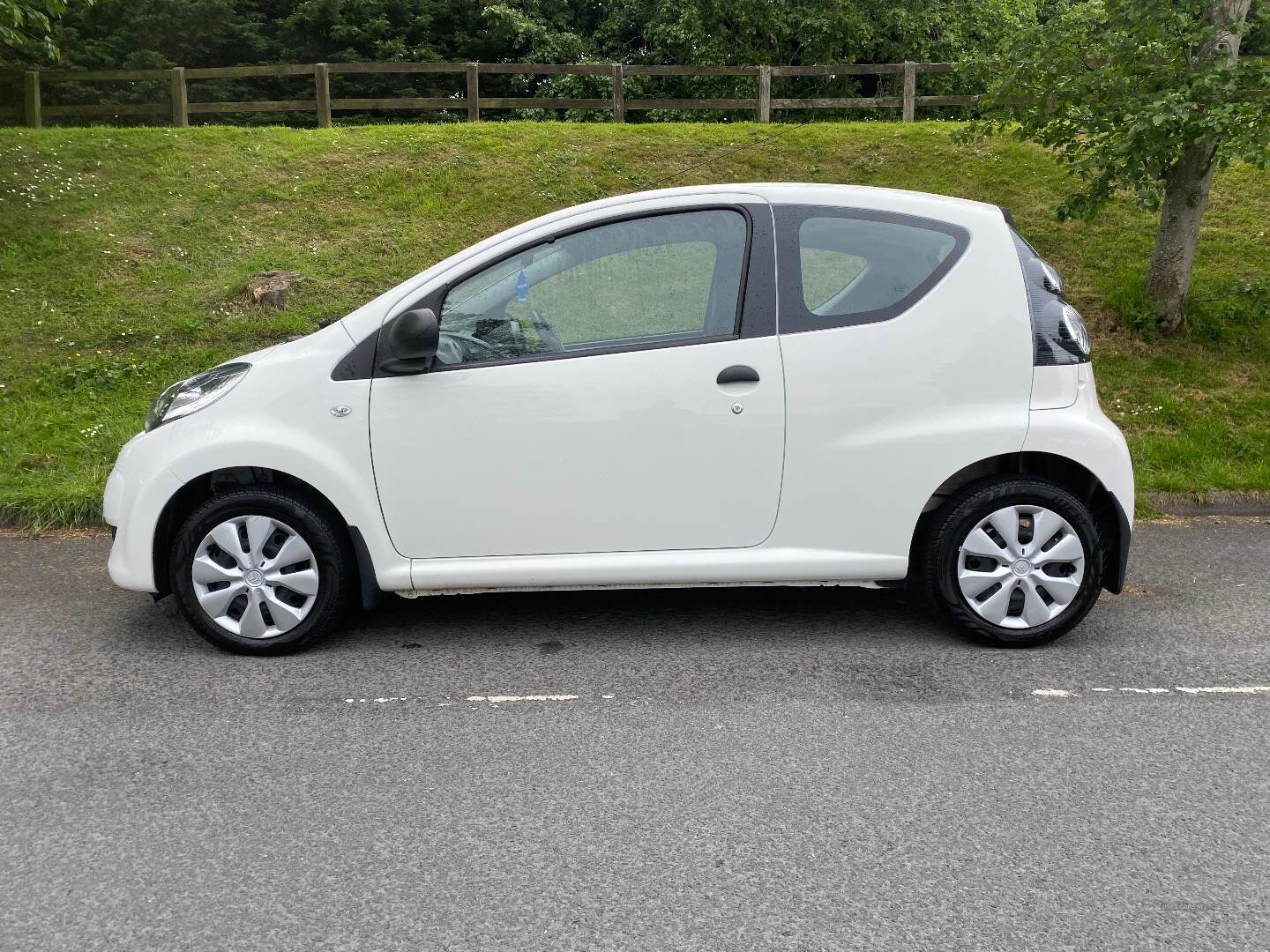 Citroen C1 HATCHBACK in Down