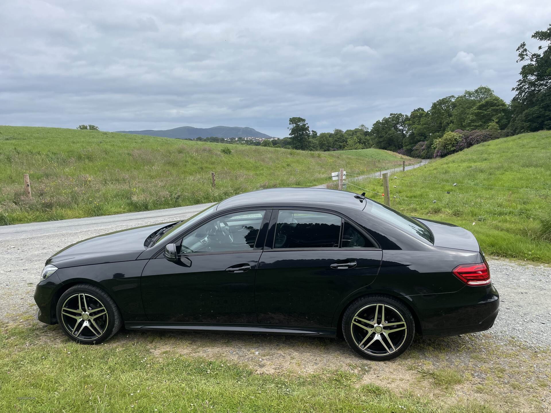 Mercedes E-Class DIESEL SALOON in Down