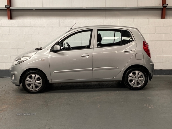 Hyundai i10 HATCHBACK in Antrim