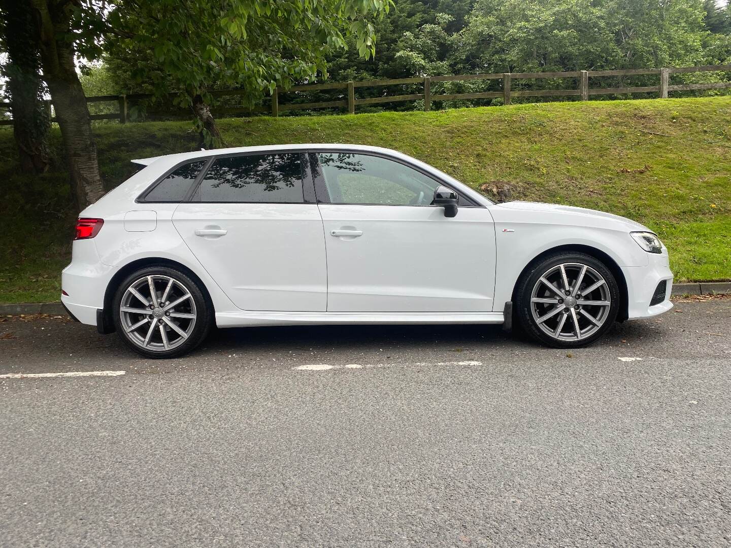 Audi A3 SPORTBACK SPECIAL EDITIONS in Down