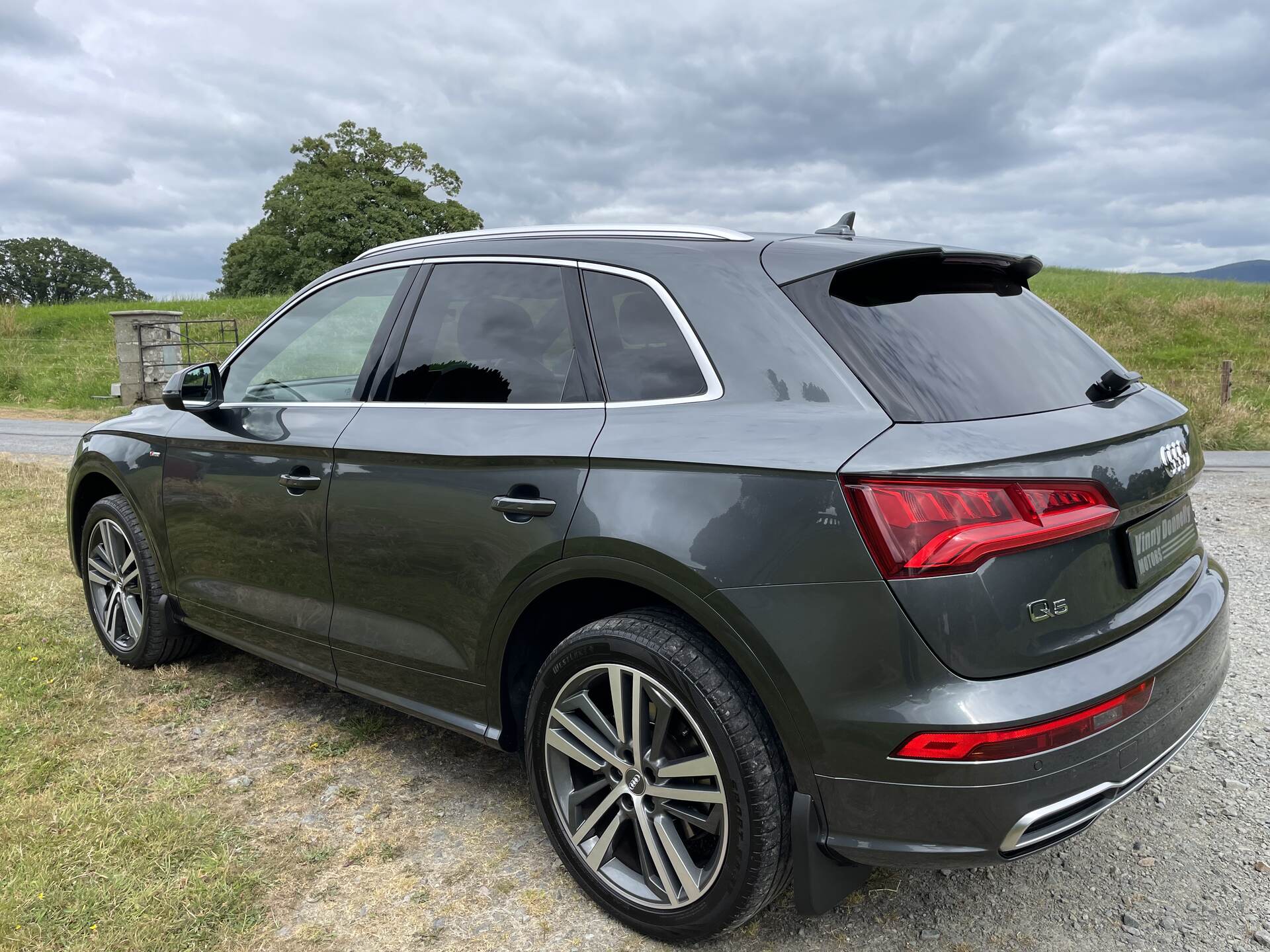 Audi Q5 DIESEL ESTATE in Down