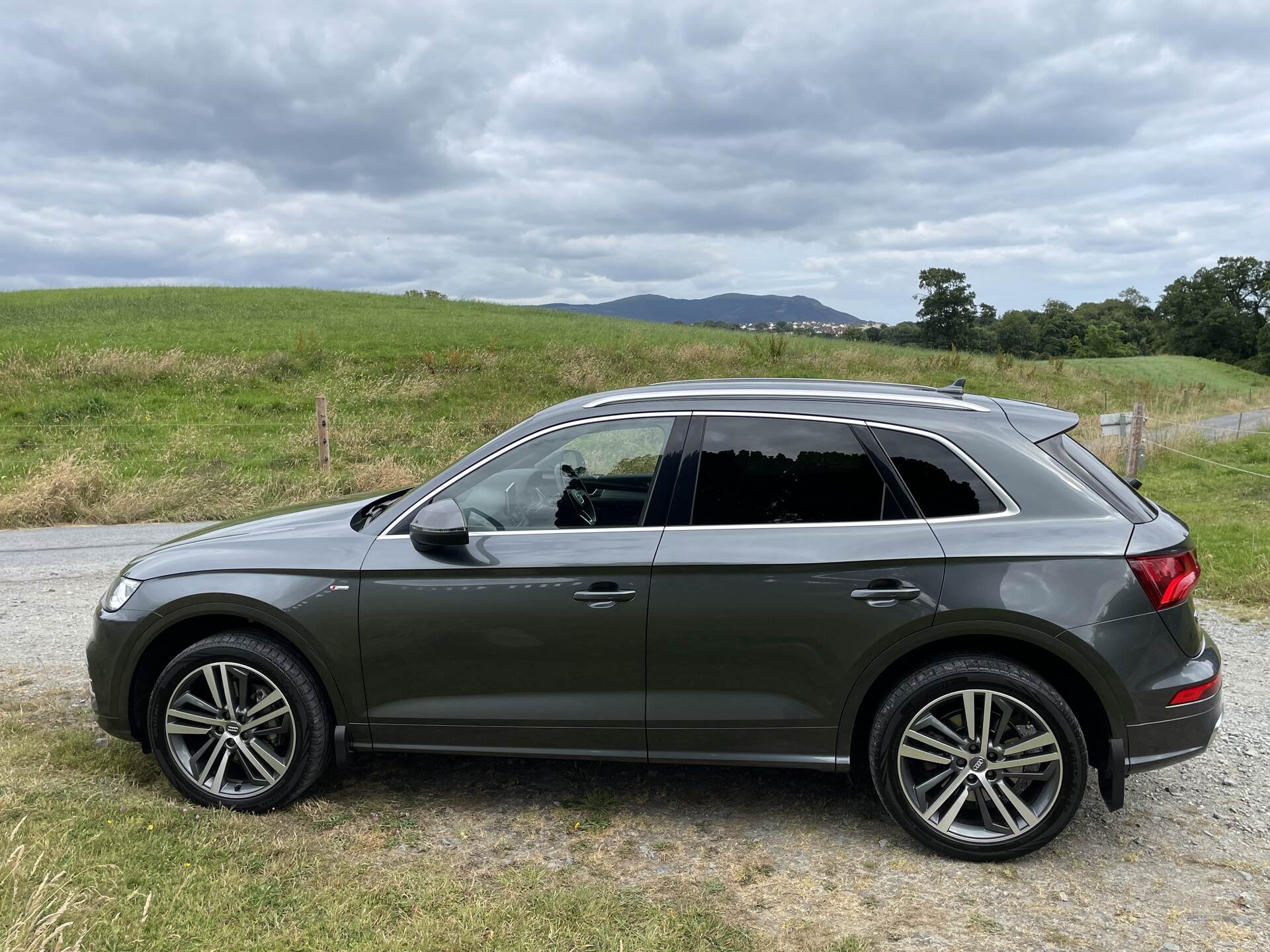 Audi Q5 DIESEL ESTATE in Down