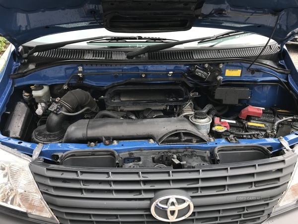 Toyota Hiace SWB DIESEL in Down