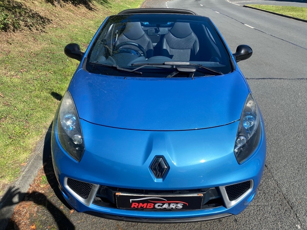 Renault Wind ROADSTER in Down