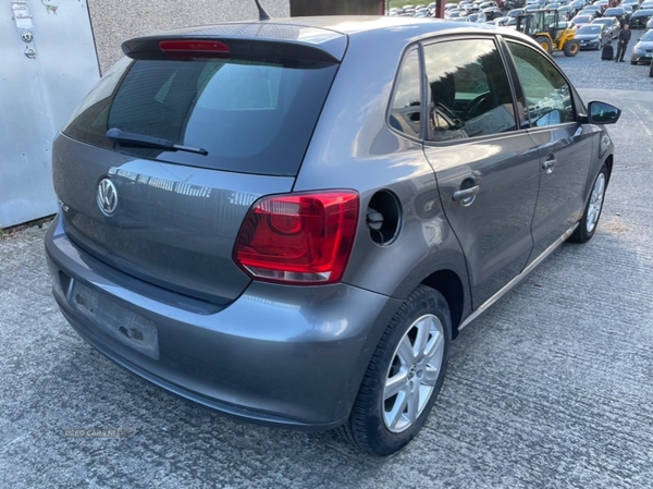 Volkswagen Polo MATCH 1.2i 5dr CGP in Down