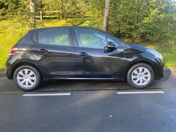 Peugeot 208 DIESEL HATCHBACK in Down