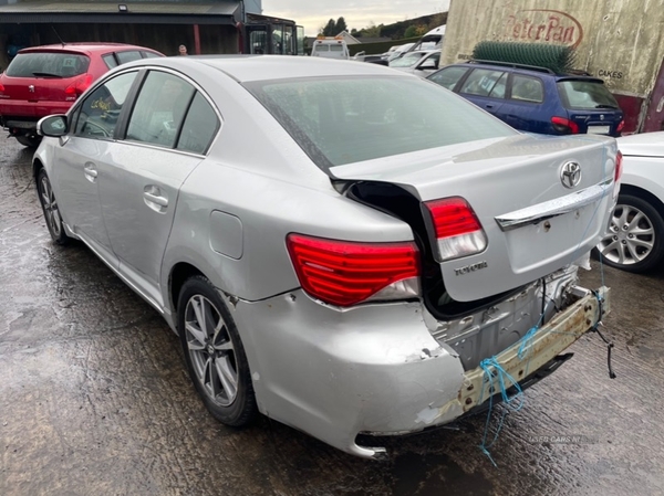Toyota Avensis SELECT 2.0 D-4D 4dr in Down