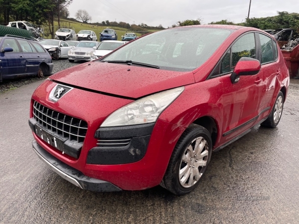 Peugeot 3008 ACTIVE 1.6 HDI 9HZ in Down