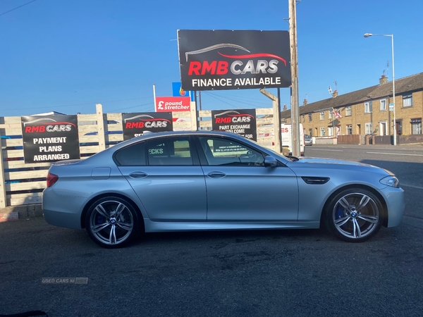 BMW M5 SALOON in Down