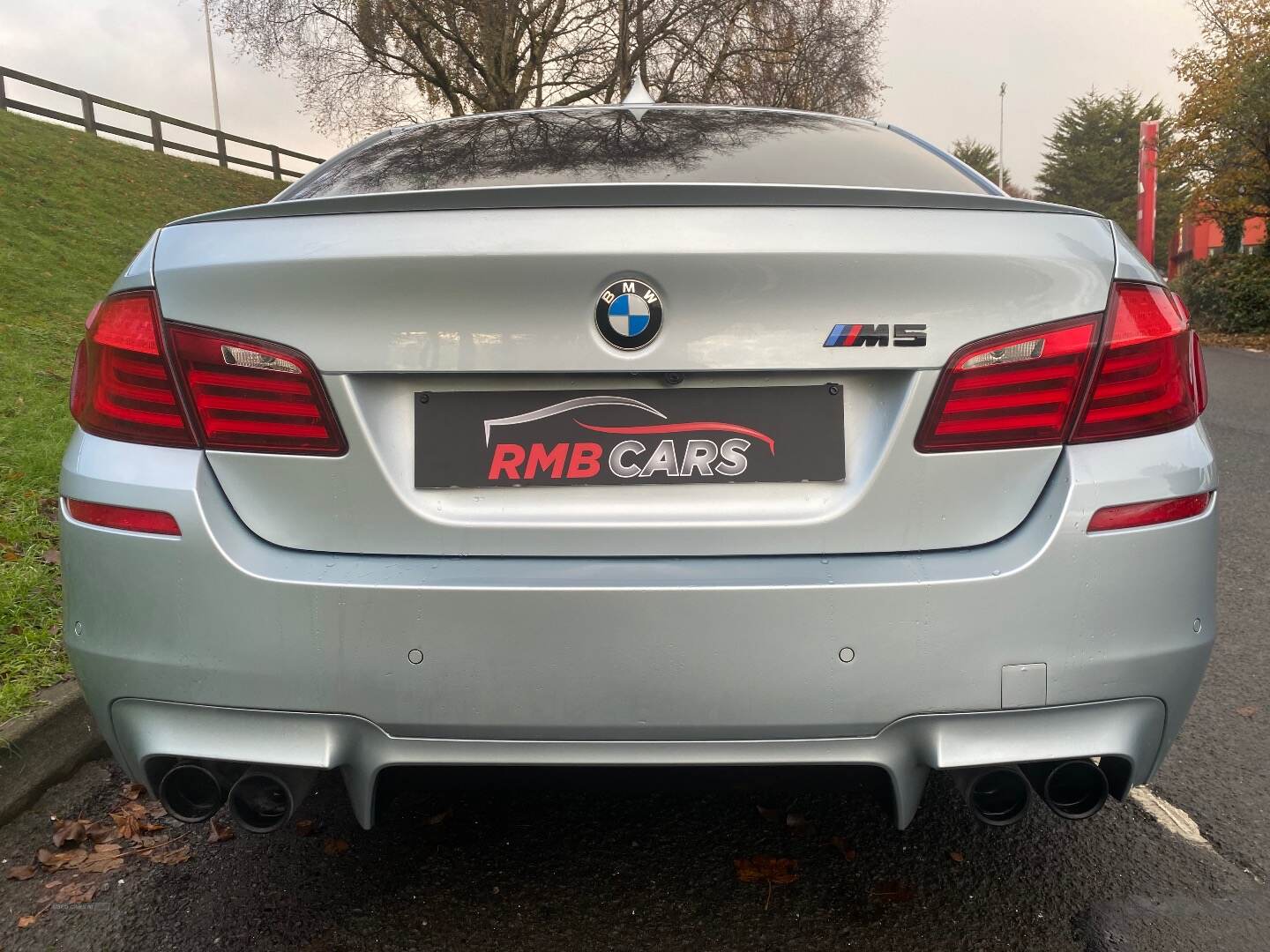 BMW M5 SALOON in Down