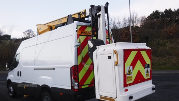 Iveco Daily 50-150 with Versalift ETM 38 Cherry Picker Hoist in Down