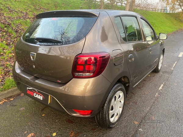 Dacia Sandero HATCHBACK in Down