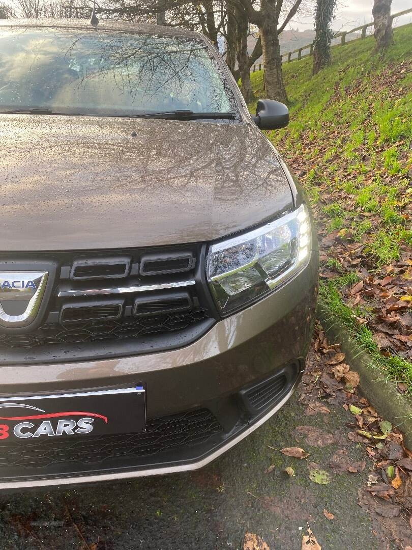 Dacia Sandero HATCHBACK in Down