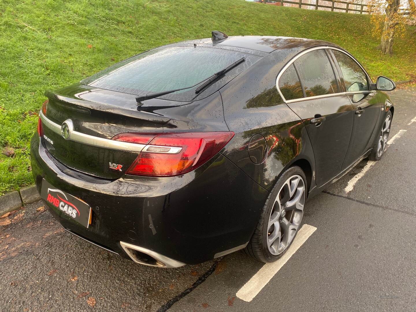 Vauxhall Insignia HATCHBACK in Down