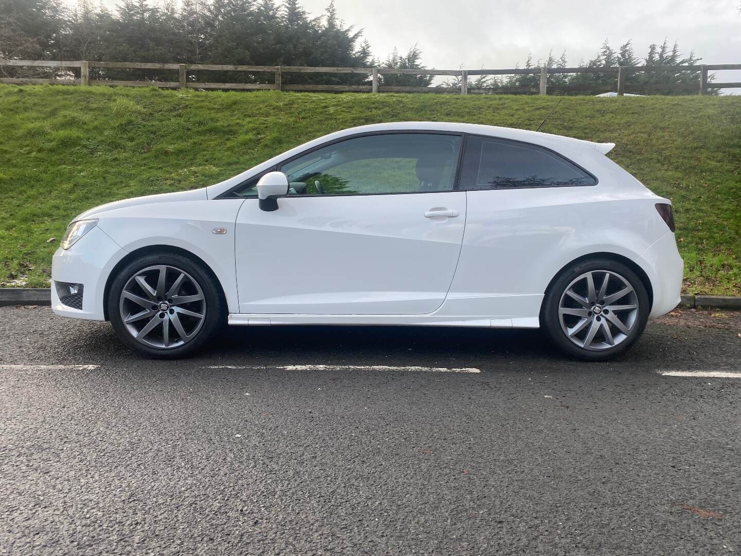 Seat Ibiza SPORT COUPE in Down