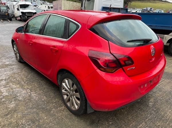 Opel Astra VAUXHALL SE 1.7CDTI A17DTJ in Down