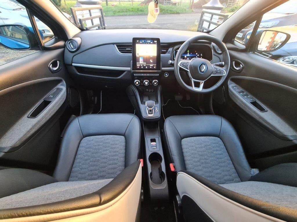 Oct 2020 Renault Zoe 100kW i GT Line R135 50kWh Rapid Charge 5dr Auto