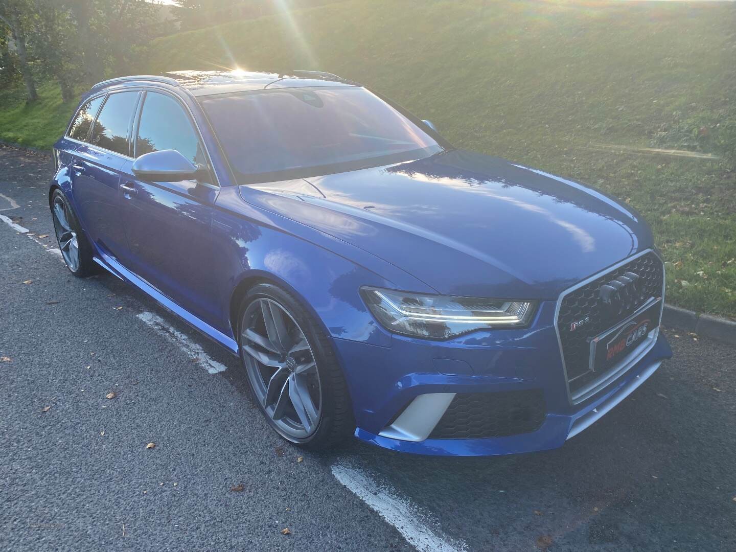 Audi RS6 AVANT in Down