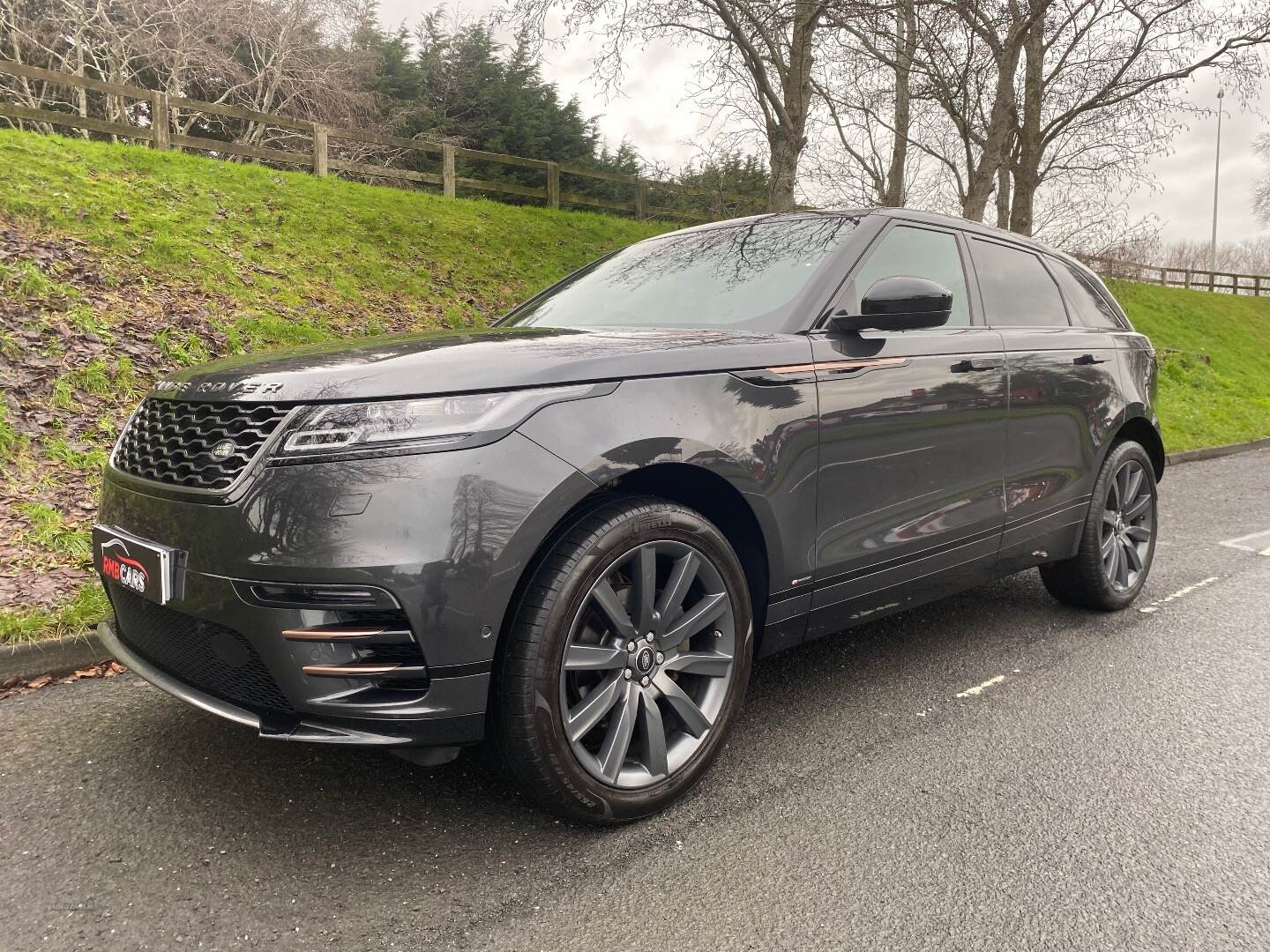 Land Rover Range Rover Velar DIESEL ESTATE in Down