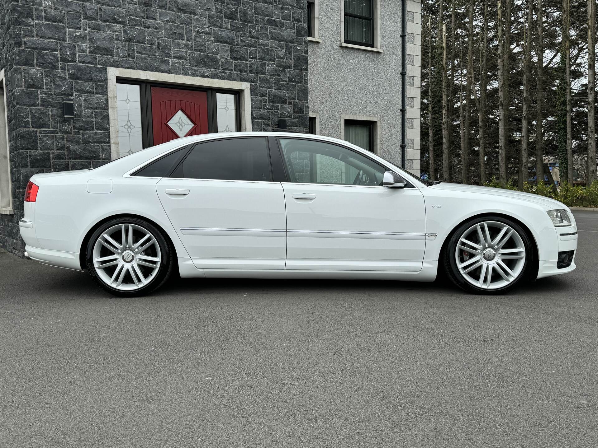 Audi A8 S8 5.2 V10 FSI Quattro Auto 4dr in Antrim