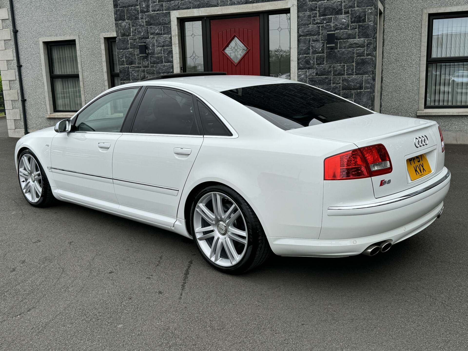 Audi A8 S8 5.2 V10 FSI Quattro Auto 4dr in Antrim