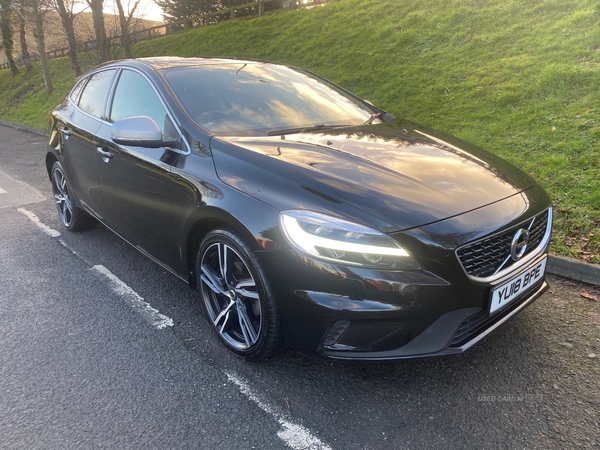 Volvo V40 DIESEL HATCHBACK in Down