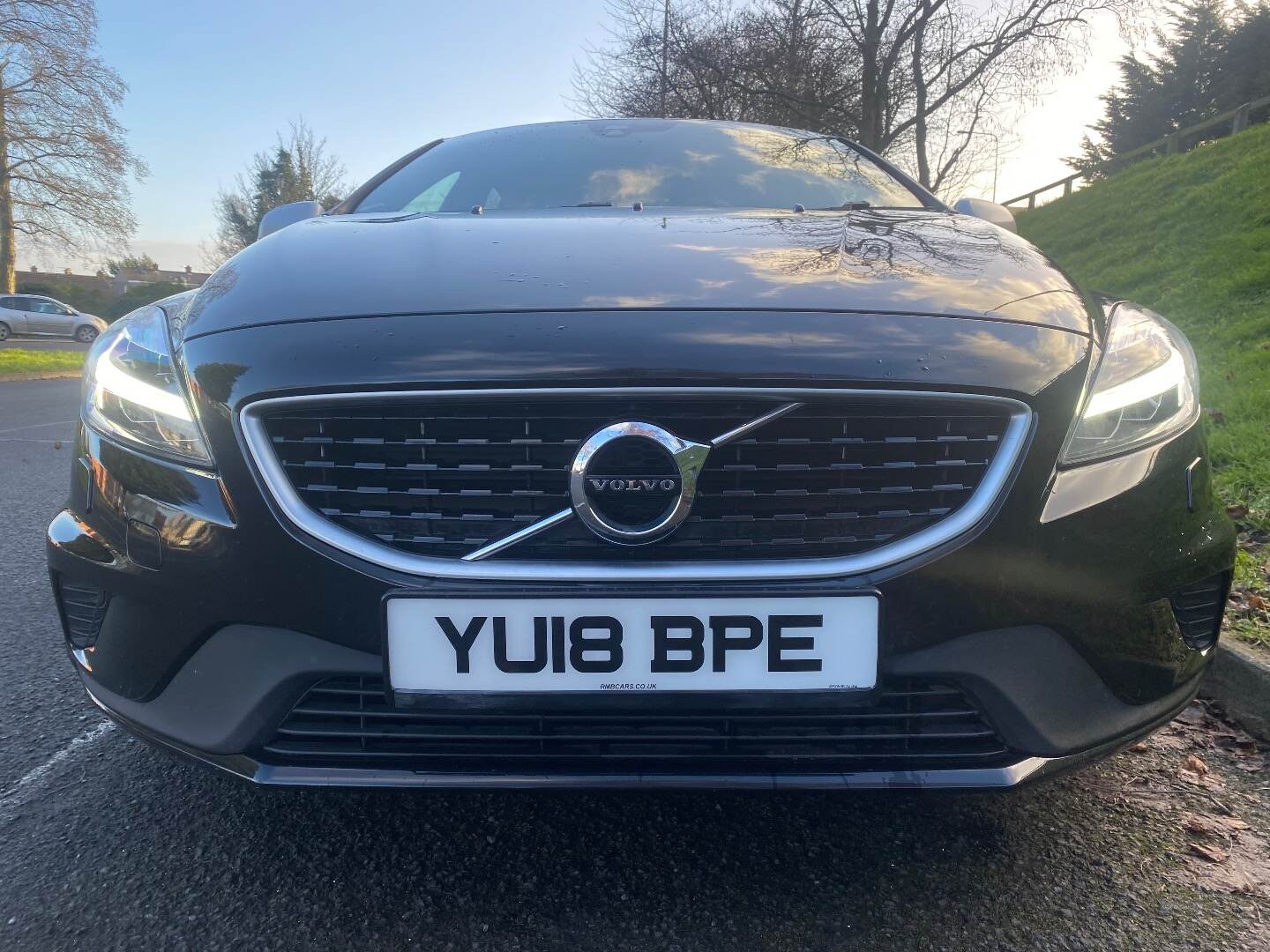 Volvo V40 DIESEL HATCHBACK in Down