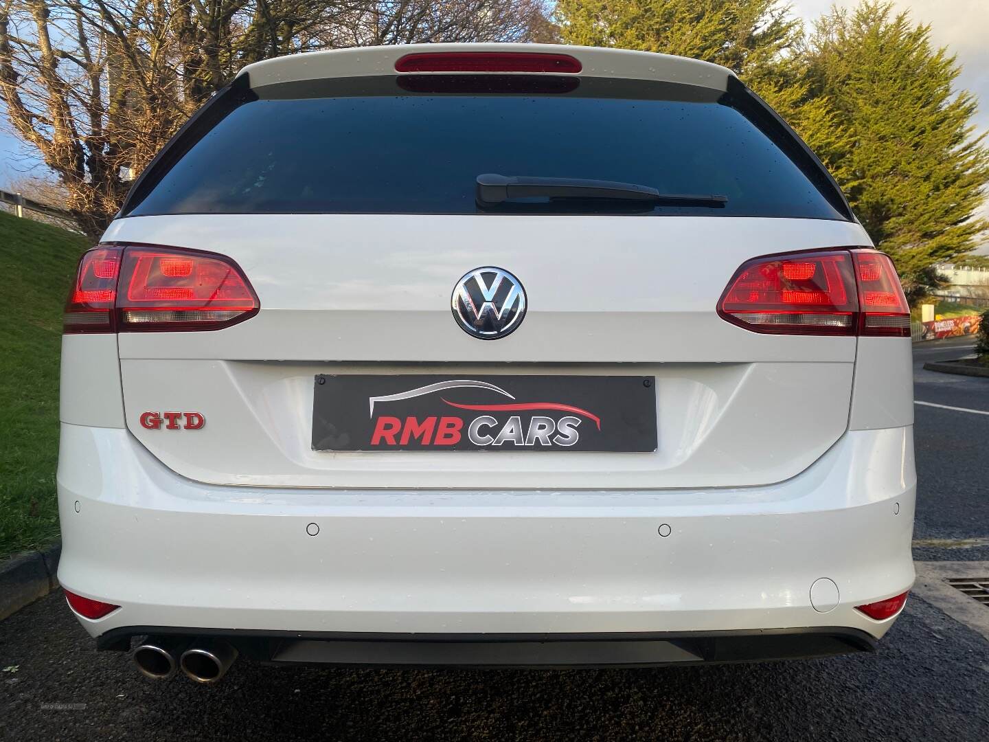 Volkswagen Golf DIESEL ESTATE in Down