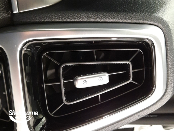 Kia Sorento 1.6 T-GDi 13.8kWh 4 SUV 5dr Petrol Plug-in Hybrid Auto AWD Euro 6 (s/s) (261 bhp)** in Down