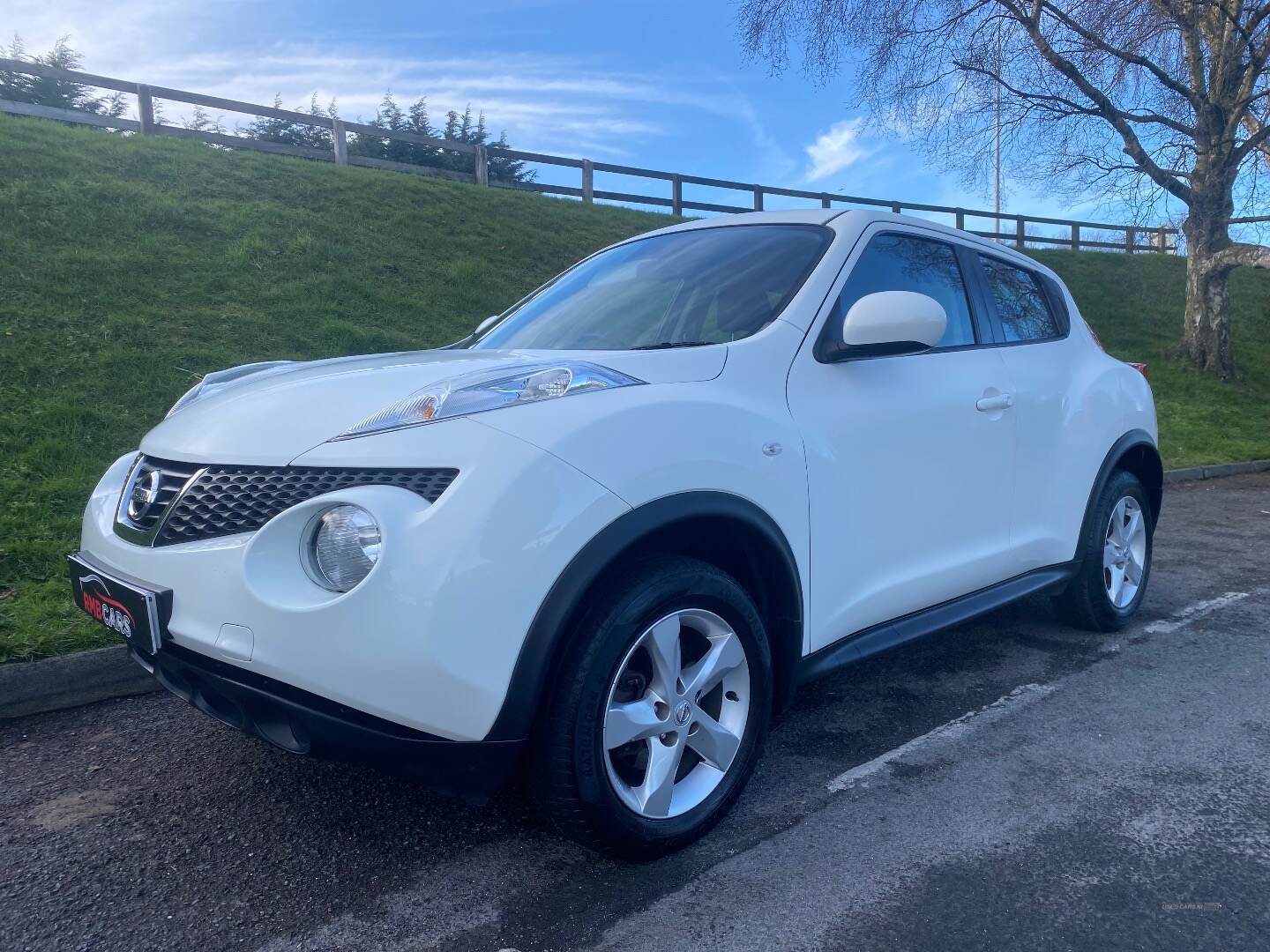 Nissan Juke HATCHBACK in Down