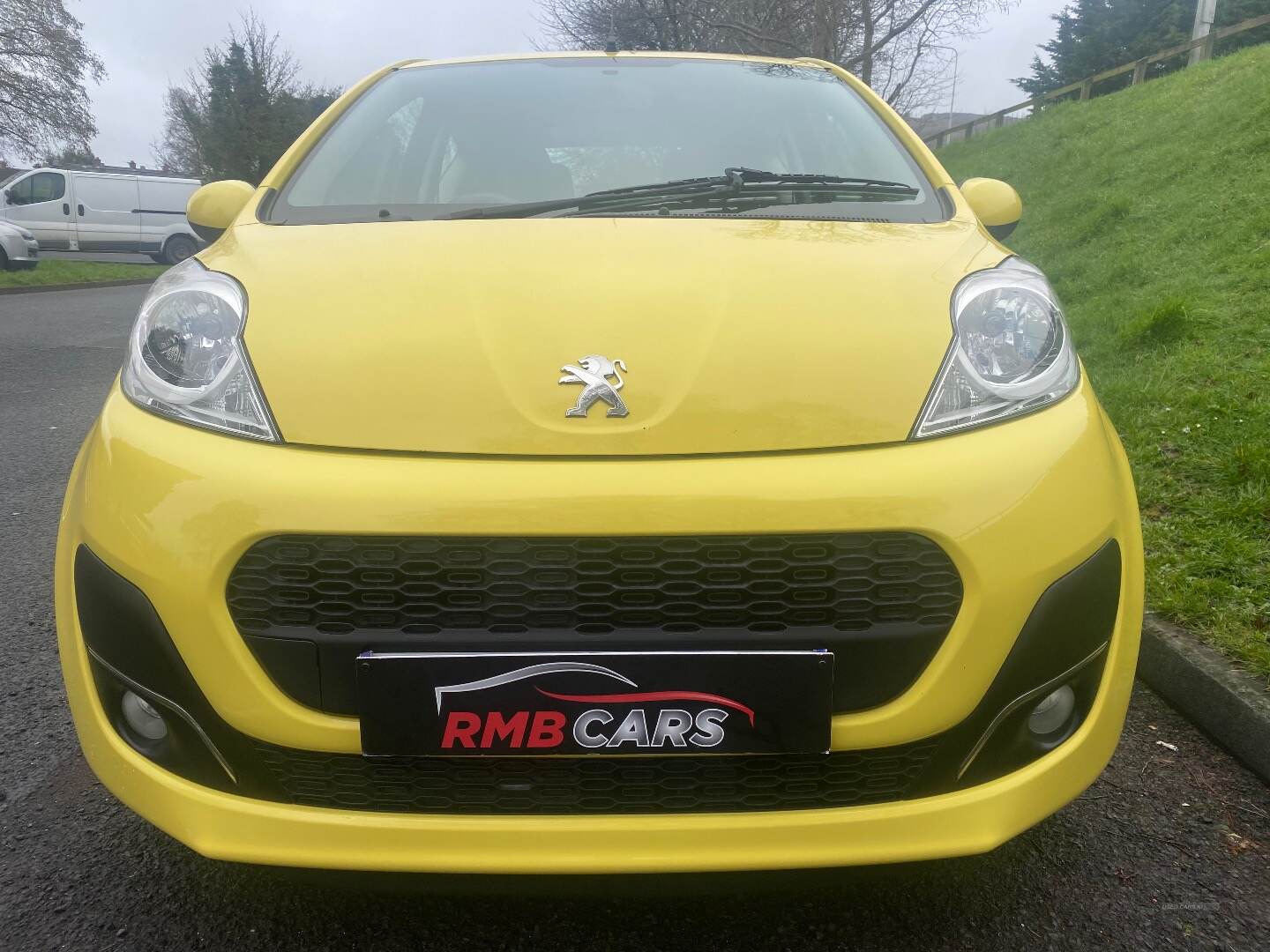 Peugeot 107 HATCHBACK in Down