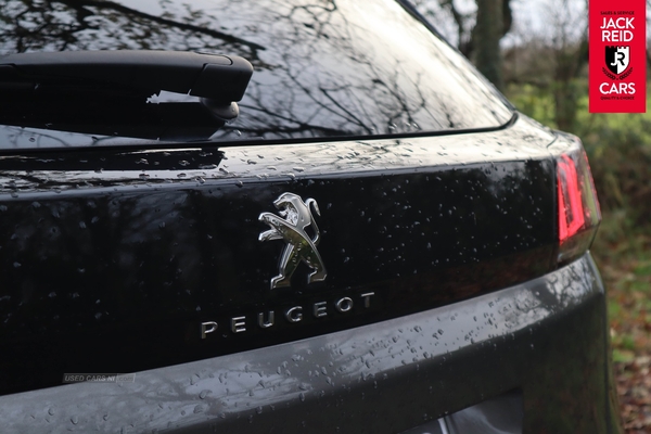 Peugeot 3008 DIESEL ESTATE in Antrim