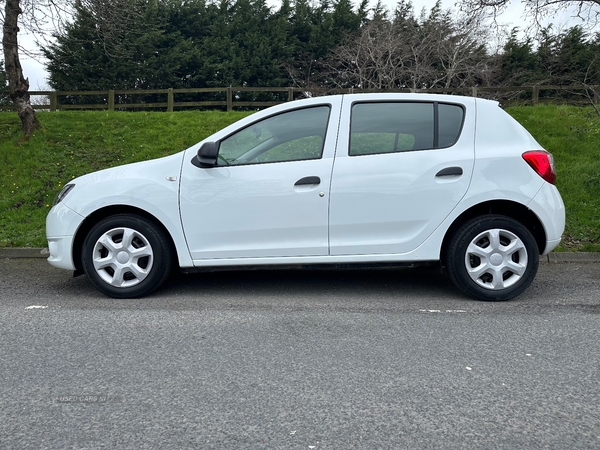 Dacia Sandero HATCHBACK in Down