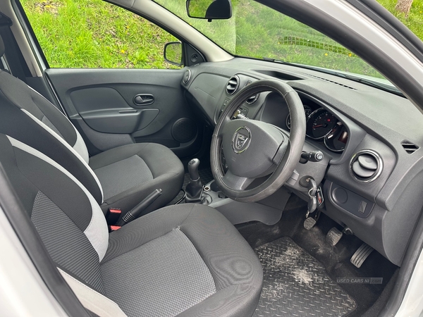 Dacia Sandero HATCHBACK in Down