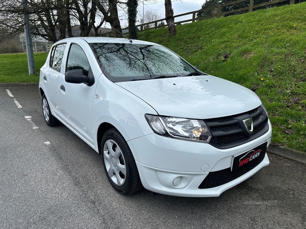 Dacia Sandero HATCHBACK in Down